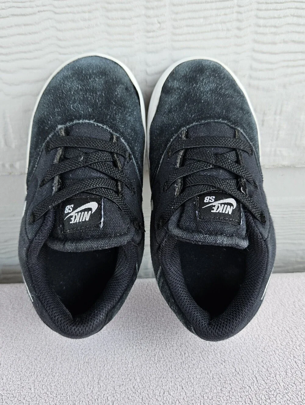 Nike SB Check TD Athletic Sneaker SZ 9C Sneaker Black Slip-On 716904-001